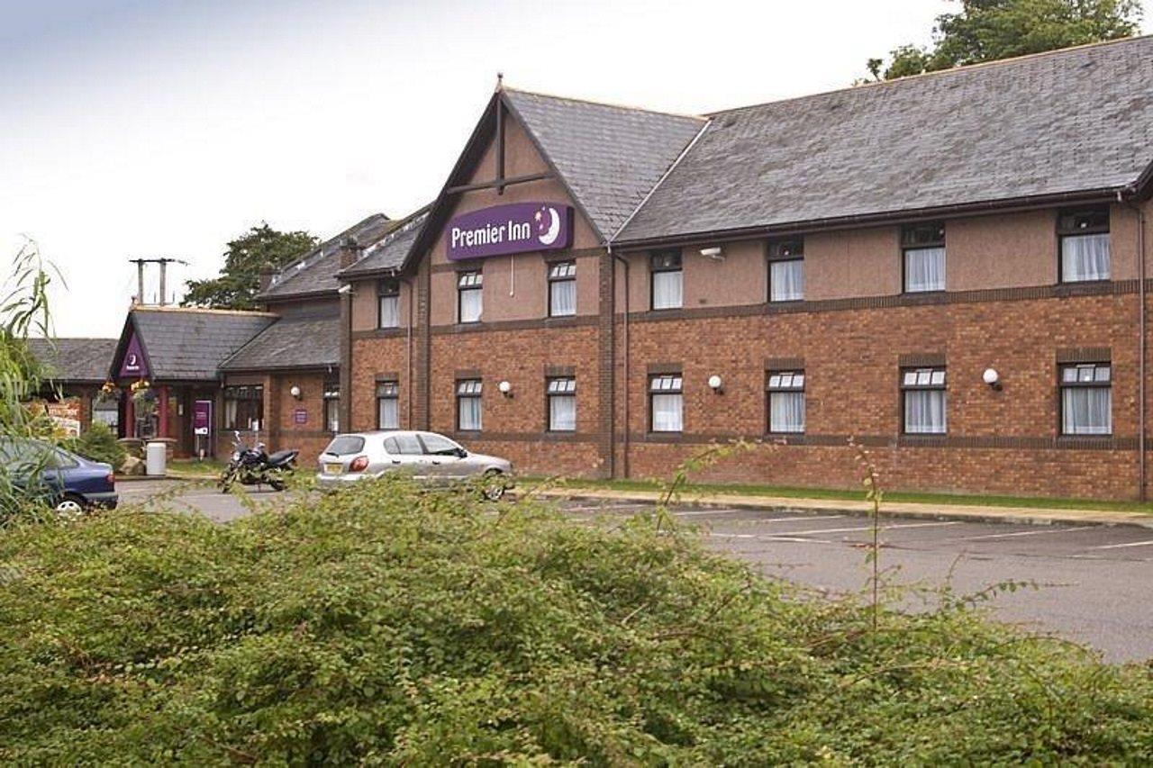 Premier Inn Inverness East Екстер'єр фото